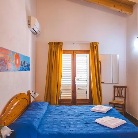 Hotel Paola 3*