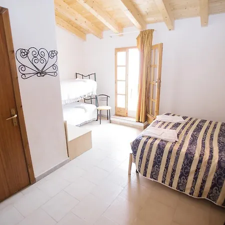 Hotel Paola Carloforte (Isola di San Pietro)