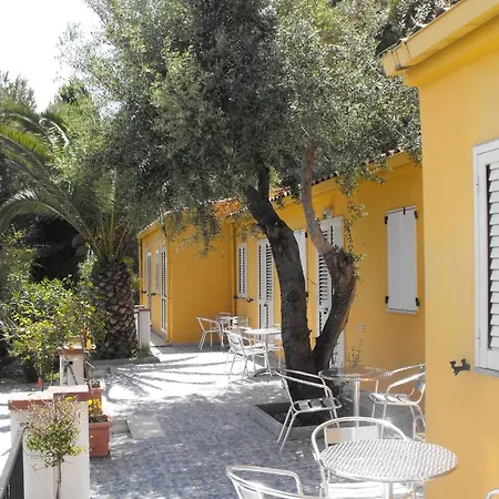 Paola Hotel 3*