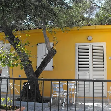 Paola Hotel 3*