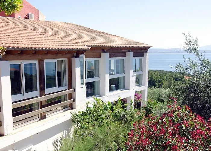 Otel Paola 3*