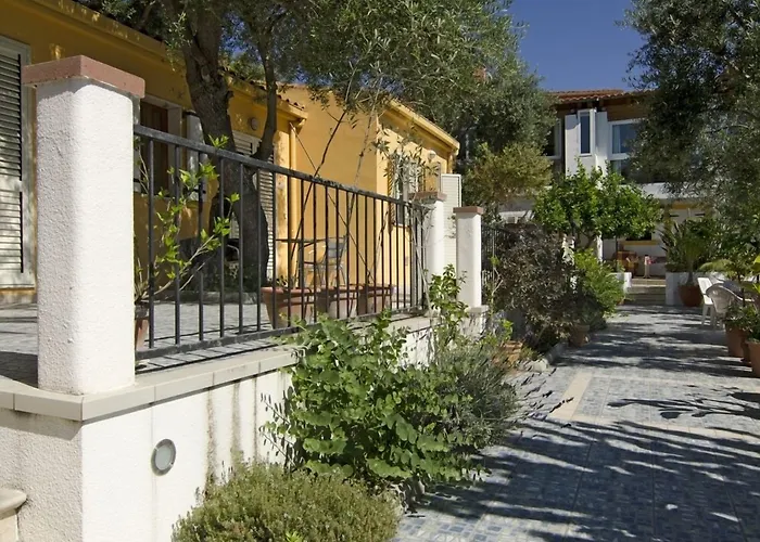 Paola Otel Carloforte (Isola di San Pietro)