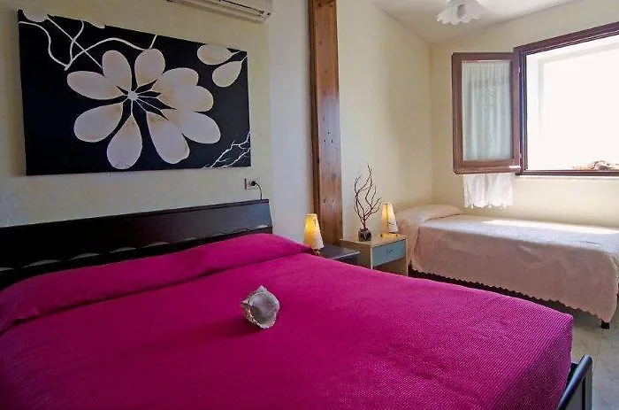 Otel Paola 3*